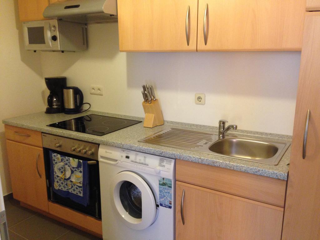 City Apartment In Nuernberg Center Ruang foto